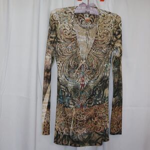 WearWell S-12 Top, Graphic design Sequin Long Sleeve Light Weight Size Medium